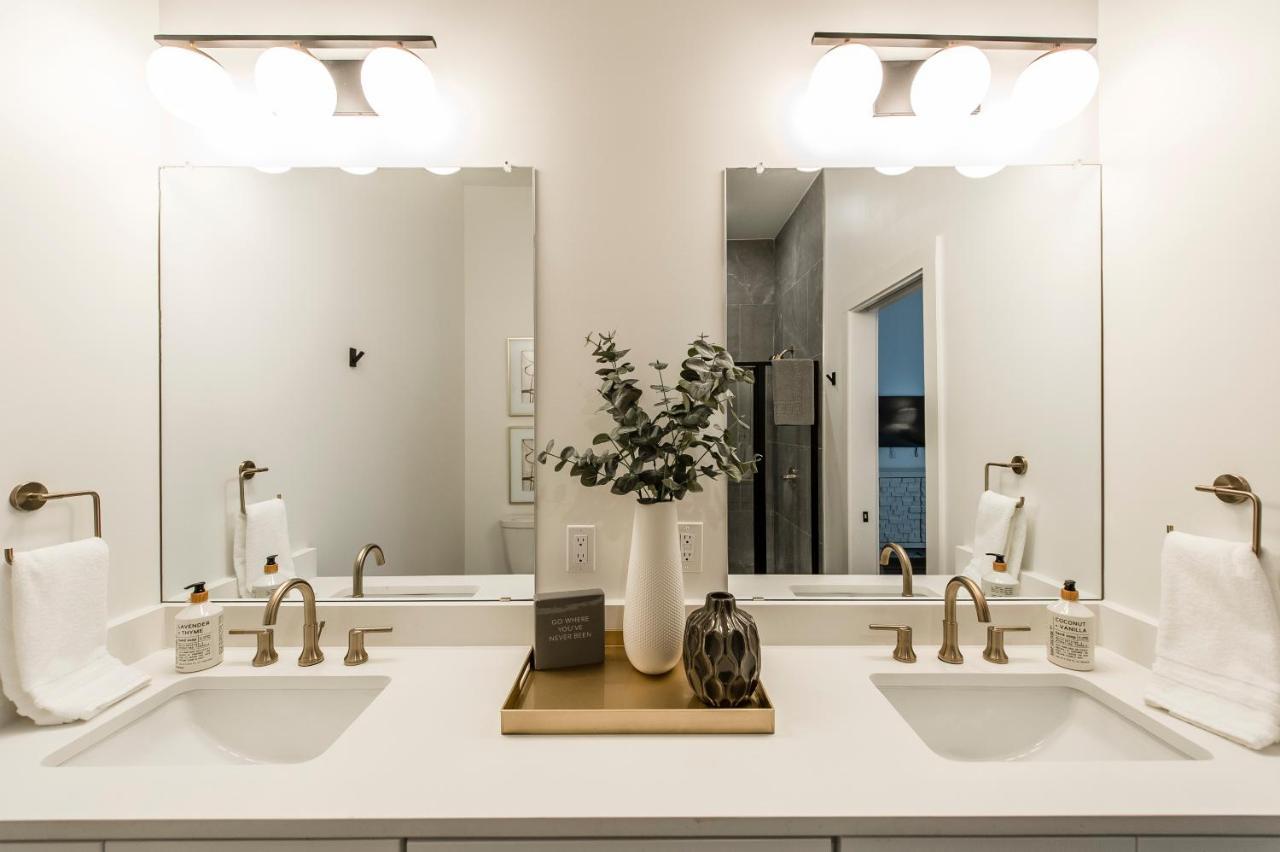Brand New 4 Bedroom 4Bath Townhome With Amazing Rooftop! Nashville Ngoại thất bức ảnh