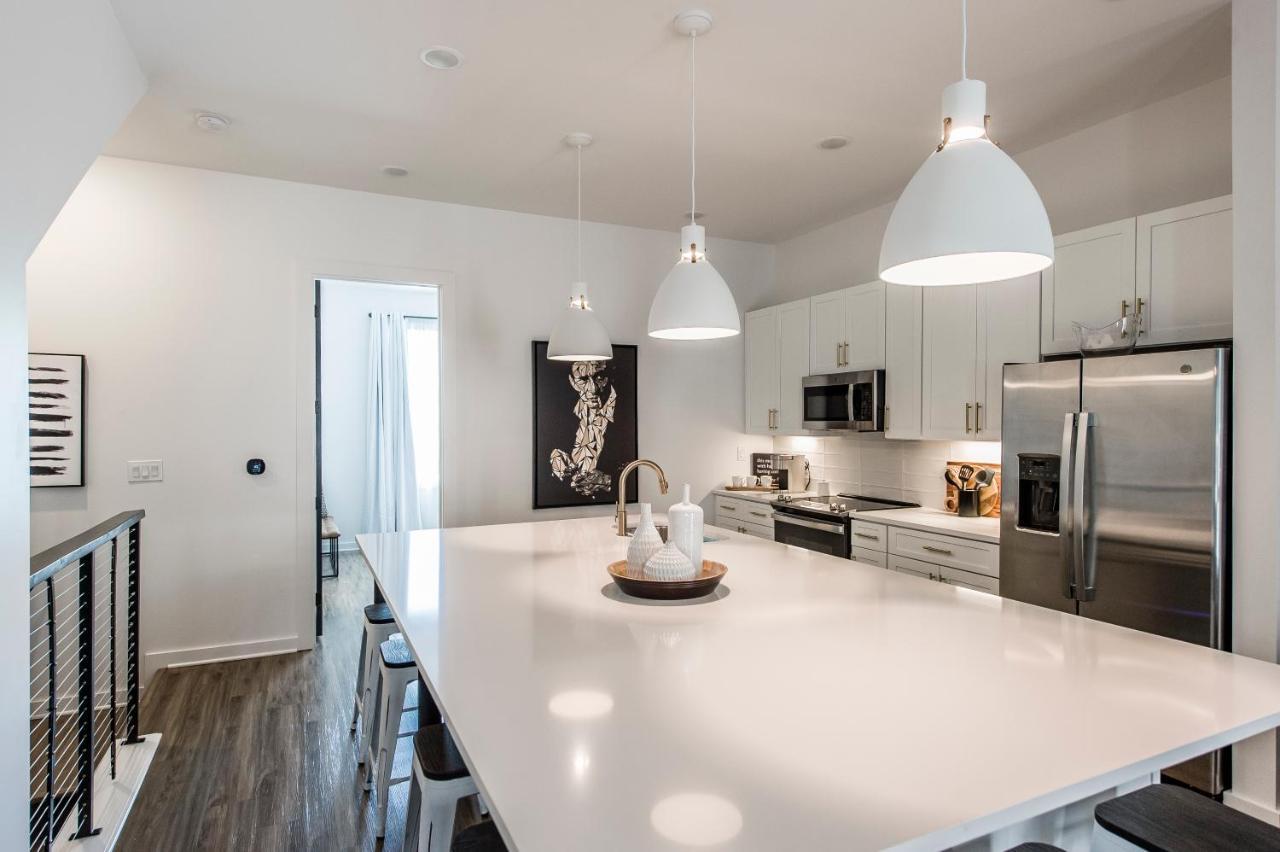 Brand New 4 Bedroom 4Bath Townhome With Amazing Rooftop! Nashville Ngoại thất bức ảnh