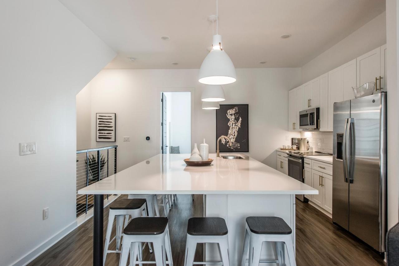 Brand New 4 Bedroom 4Bath Townhome With Amazing Rooftop! Nashville Ngoại thất bức ảnh
