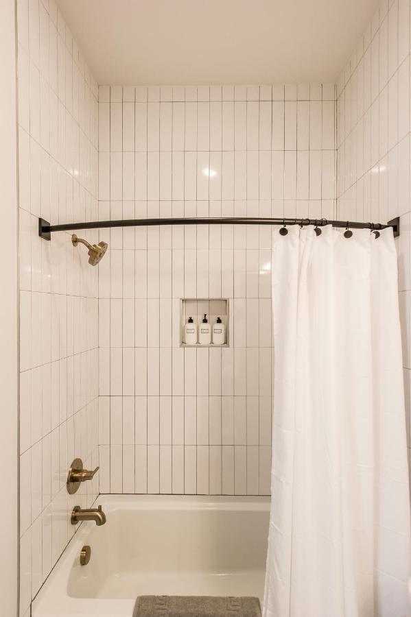Brand New 4 Bedroom 4Bath Townhome With Amazing Rooftop! Nashville Ngoại thất bức ảnh